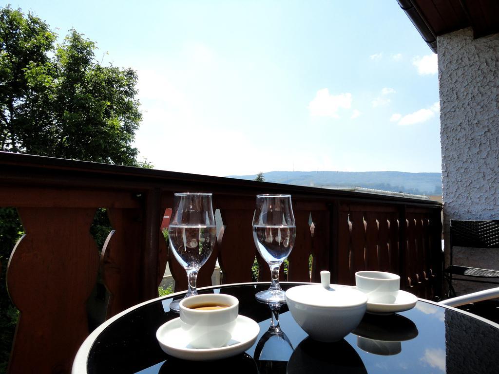 Vila Caba Kremze Rum bild